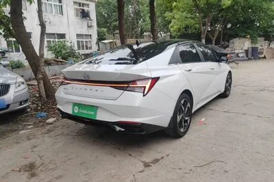 Hyundai Elantra 2021, 62800 км, за 65158.54 CNY - фото 6