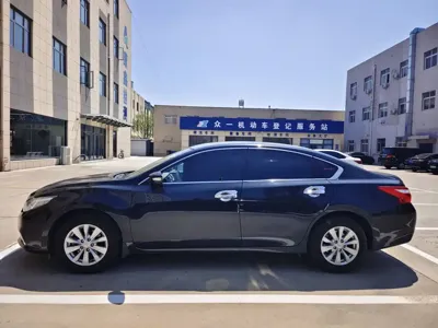 Nissan Teana 2017, 108000 км, за 46000 CNY