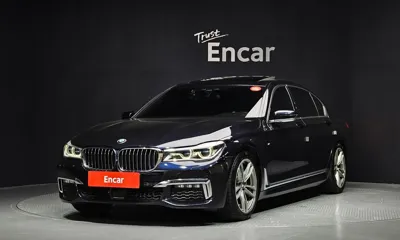 BMW 7-Series · 2018 год