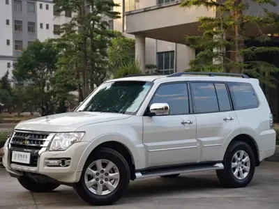 Mitsubishi Pajero (Import) · 2020 год