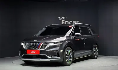 Kia Canival · 2021 год