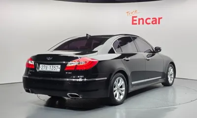 Hyundai Genesis 2013, 198852 км, за 3500000 KRW