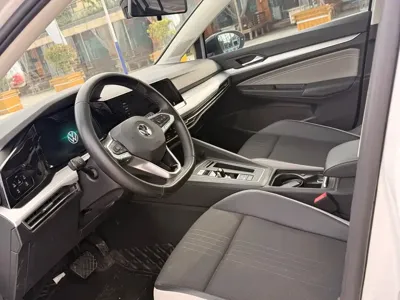 Volkswagen Golf 2020, 110000 км, за 66800 CNY - фото 7