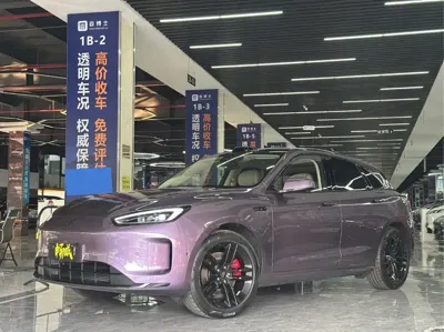 AITO 问界 AITO M5 · 2025 год
