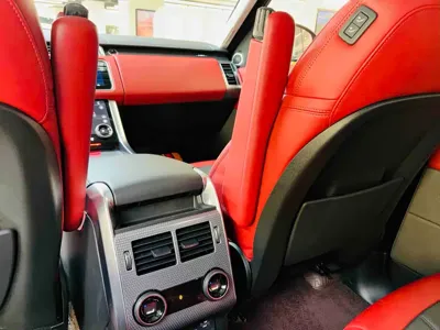 Land Rover Sport 2021, 40000 км, за 409799 CNY - фото 8