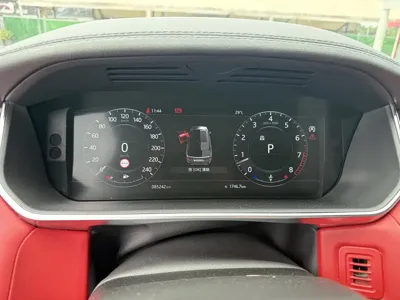 Land Rover Sport 2021, 85000 км, за 425000 CNY - фото 6