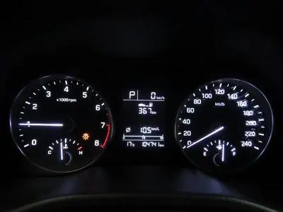 Hyundai Avante 2016, 104741 км, за 8000000 KRW - фото 9