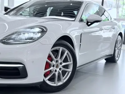 Porsche Panamera 2018, 130000 км, за 335000 CNY - фото 11