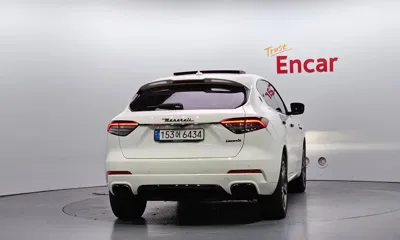 Maserati Levante 2018, 89197 км, за 34990000 KRW