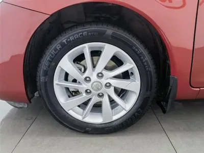 Nissan Tiida 2018, 128800 км, за 32800 CNY - фото 17