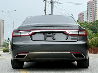Lincoln Continental 2018, 102600 км, за 93800 CNY - фото 6