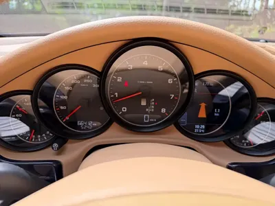 Porsche Panamera 2015, 60000 км, за 228000 CNY - фото 13