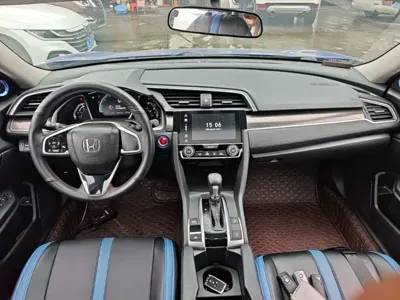Honda Civic 2019, 80200 км, за 60900 CNY - фото 10