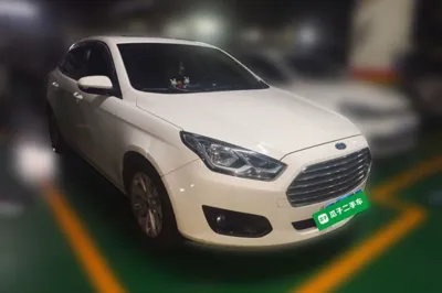 Ford Escort 2017, 156500 км, за 28266.38 CNY