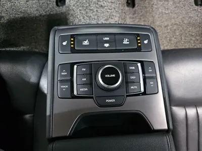 Hyundai Genesis 2016, 128456 км, за 10500000 KRW - фото 14
