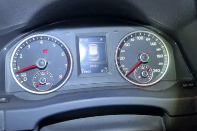 Volkswagen Tiguan 2015, 77900 км, за 41488.01 CNY - фото 11