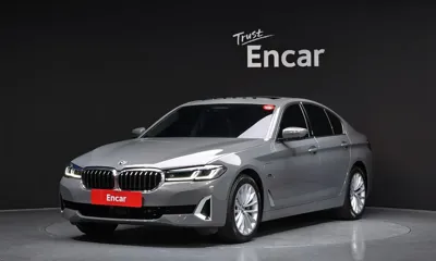 BMW 5-Series · 2022 год