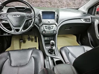 Chery Arrizo 5 2016, 92000 км, за 8800 CNY - фото 8
