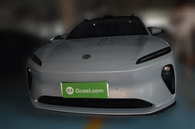Nio ET5T 2023, 54700 км, за 140208.12 CNY