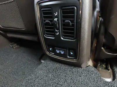 Jeep Cherokee 2016, 121844 км, за 14000000 KRW - фото 14