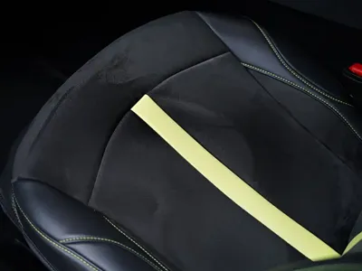 Aston Martin V8 Vantage 2024, 14100 км, за 1358000 CNY - фото 32