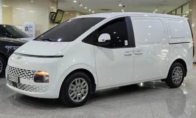 Hyundai Staria · 2024 год