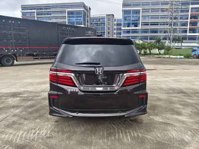 Honda Elysion 2016, 160000 км, за 89800 CNY