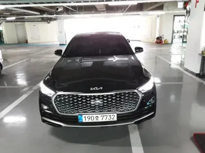 Kia K9 · 2022 год