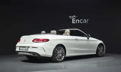 Mercedes-Benz C-Class 2017, 83031 км, за 23900000 KRW