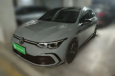 Volkswagen Golf · 2021 год