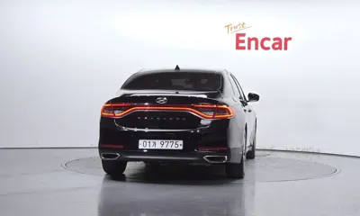 Hyundai Grandeur 2017, 127103 км, за 11000000 KRW