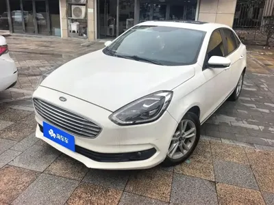 Ford Escort · 2020 год