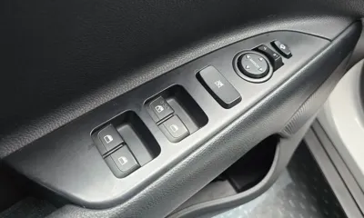 Kia Stonic 2018, 105719 км, за 9000000 KRW - фото 15