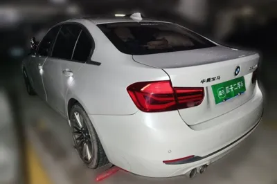 BMW 3 Series 2019, 91400 км, за 87693.8 CNY - фото 4