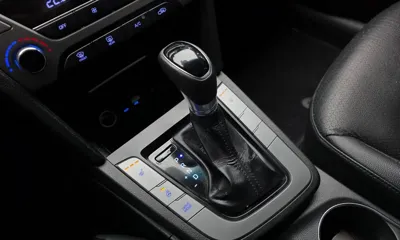 Hyundai Avante 2016, 152675 км, за 7200000 KRW - фото 9