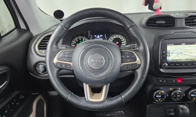Jeep Renegade 2017, 120056 км, за 8400000 KRW - фото 12