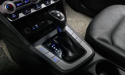 Hyundai Avante 2019, 98269 км, за 10500000 KRW - фото 9