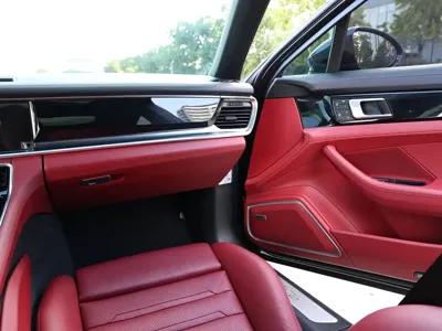 Porsche Panamera 2022, 47000 км, за 519799 CNY - фото 9