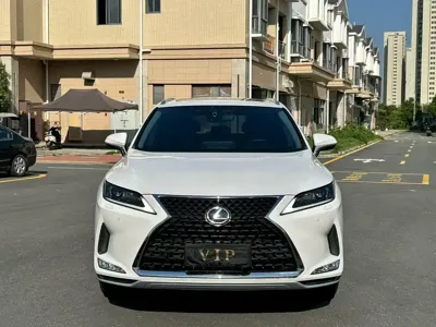Lexus RX 2020, 68000 км, за 188000 CNY