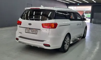 Kia Canival 2019, 97848 км, за 17000000 KRW