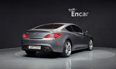 Hyundai Genesis 2009, 121131 км, за 3200000 KRW
