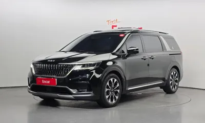 Kia Canival · 2023 год