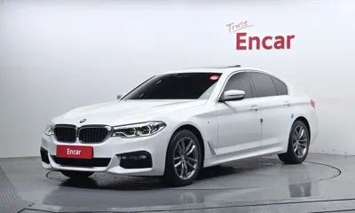 BMW 5-Series · 2018 год