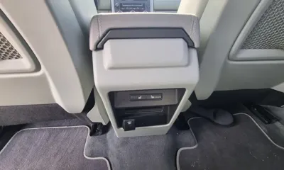 Land Rover Discovery Sport 2016, 174200 км, за 6500000 KRW - фото 16
