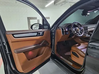 Porsche Cayenne 2023, 65499 км, за 102000000 KRW - фото 6