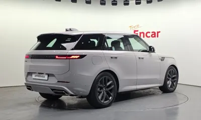 Land Rover Range Rover Sport 2025, 644 км, за 155000000 KRW