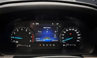 Ford Explorer 2020, 42996 км, за 28500000 KRW - фото 8
