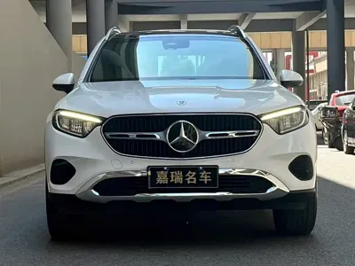 Mercedes-Benz GLC 2023, 47000 км, за 232000 CNY