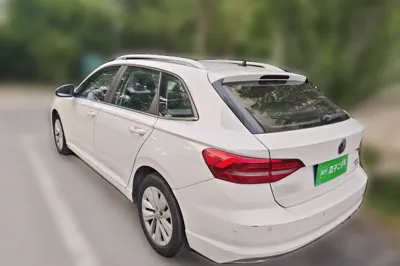 Volkswagen Lavida 2018, 81500 км, за 46912.79 CNY