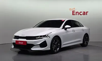 Kia K5 · 2023 год